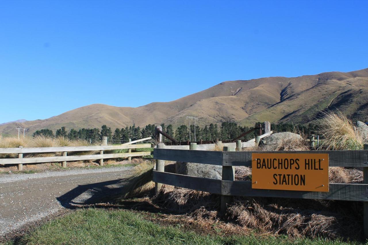 Bauchops Hill Station Farmstay Burkes Pass Exterior photo